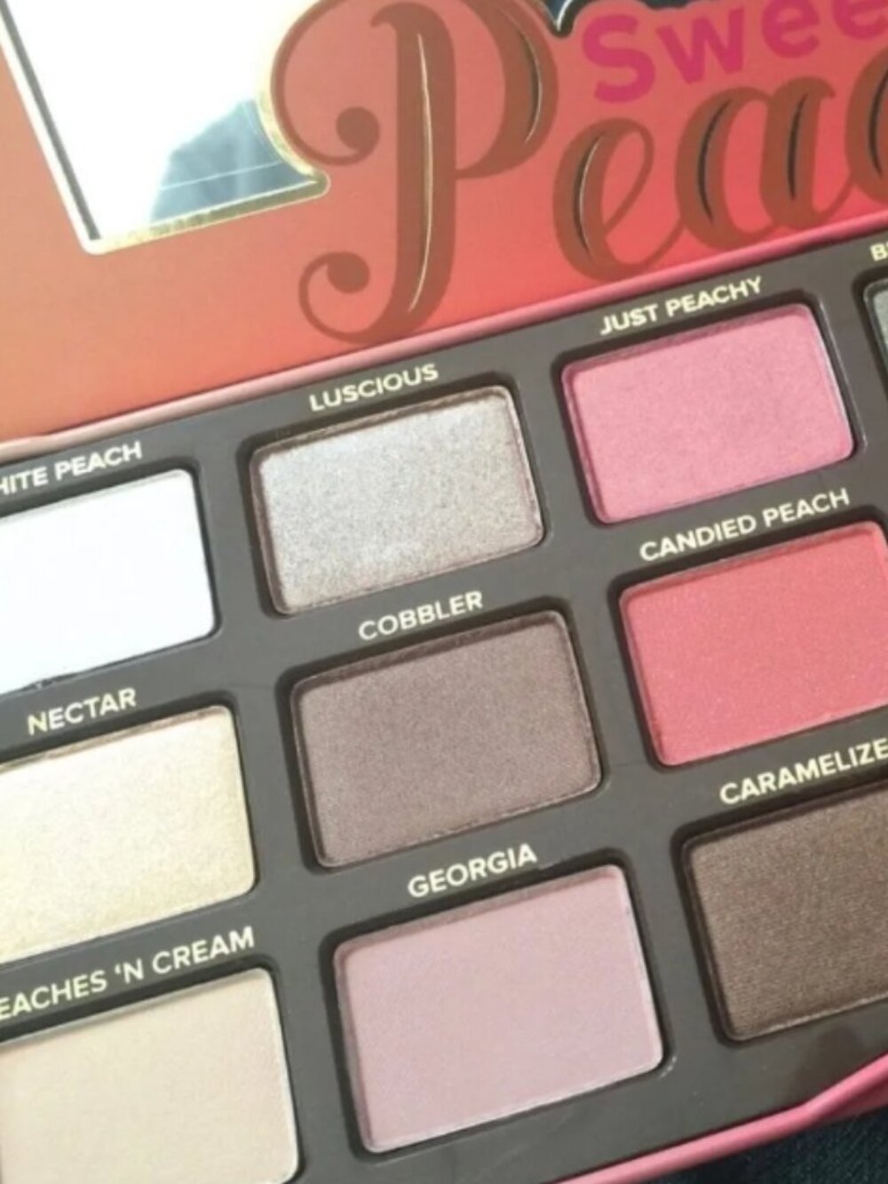 TOO FACED 'Sweet Peach' Eyeshadow Palette - 18 shades - Picture 4 of 12